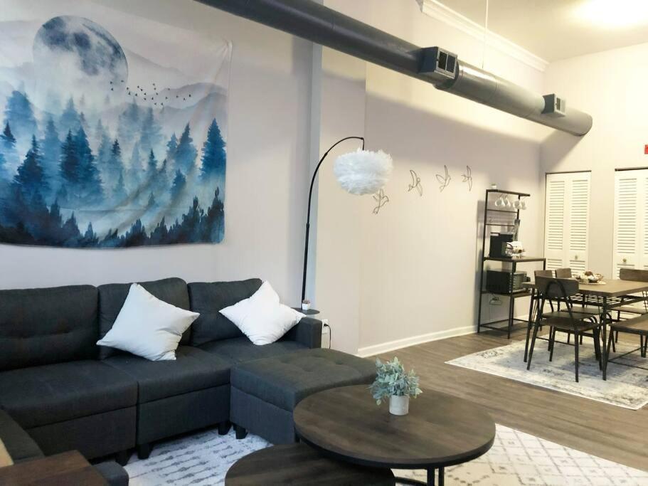Appartamento Downtown Cleveland -Modern First Floor Unit Esterno foto